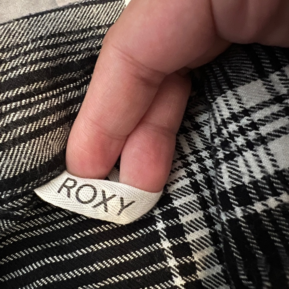 Roxy Black and White Plaid Button Up Shirt - Picture 2 of 7